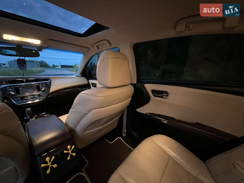 Седан Toyota Avalon 2013 в Львові фото 18 Седан Toyota Avalon 2013 в Львові