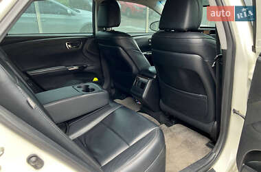 Седан Toyota Avalon 2013 в 