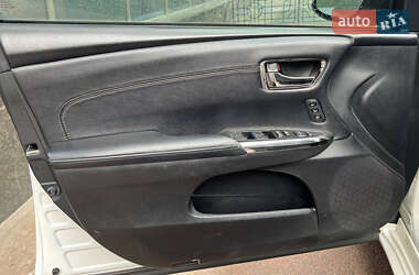 Седан Toyota Avalon 2013 в 
