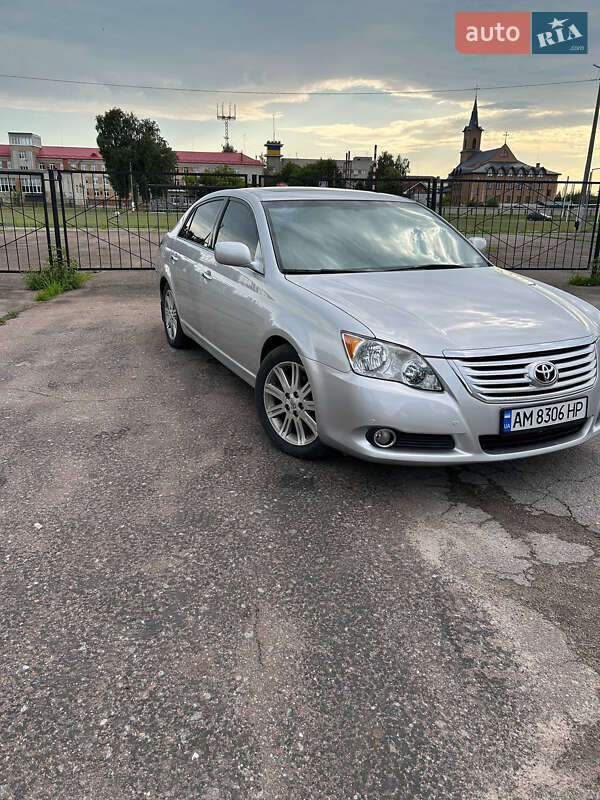 Седан Toyota Avalon 2008 в Житомире
