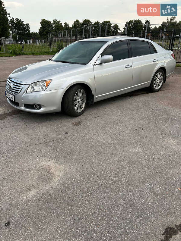 Седан Toyota Avalon 2008 в Житомире