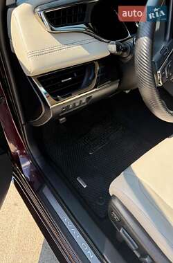 Седан Toyota Avalon 2014 в 