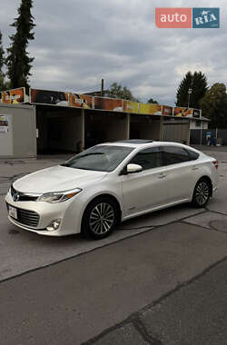 Седан Toyota Avalon 2015 в Дніпрі