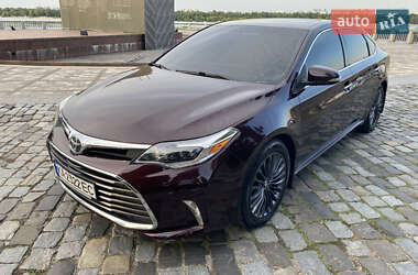 Седан Toyota Avalon 2016 в 