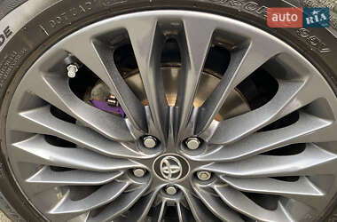 Седан Toyota Avalon 2016 в 