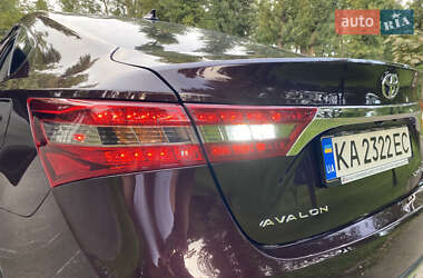 Седан Toyota Avalon 2016 в 