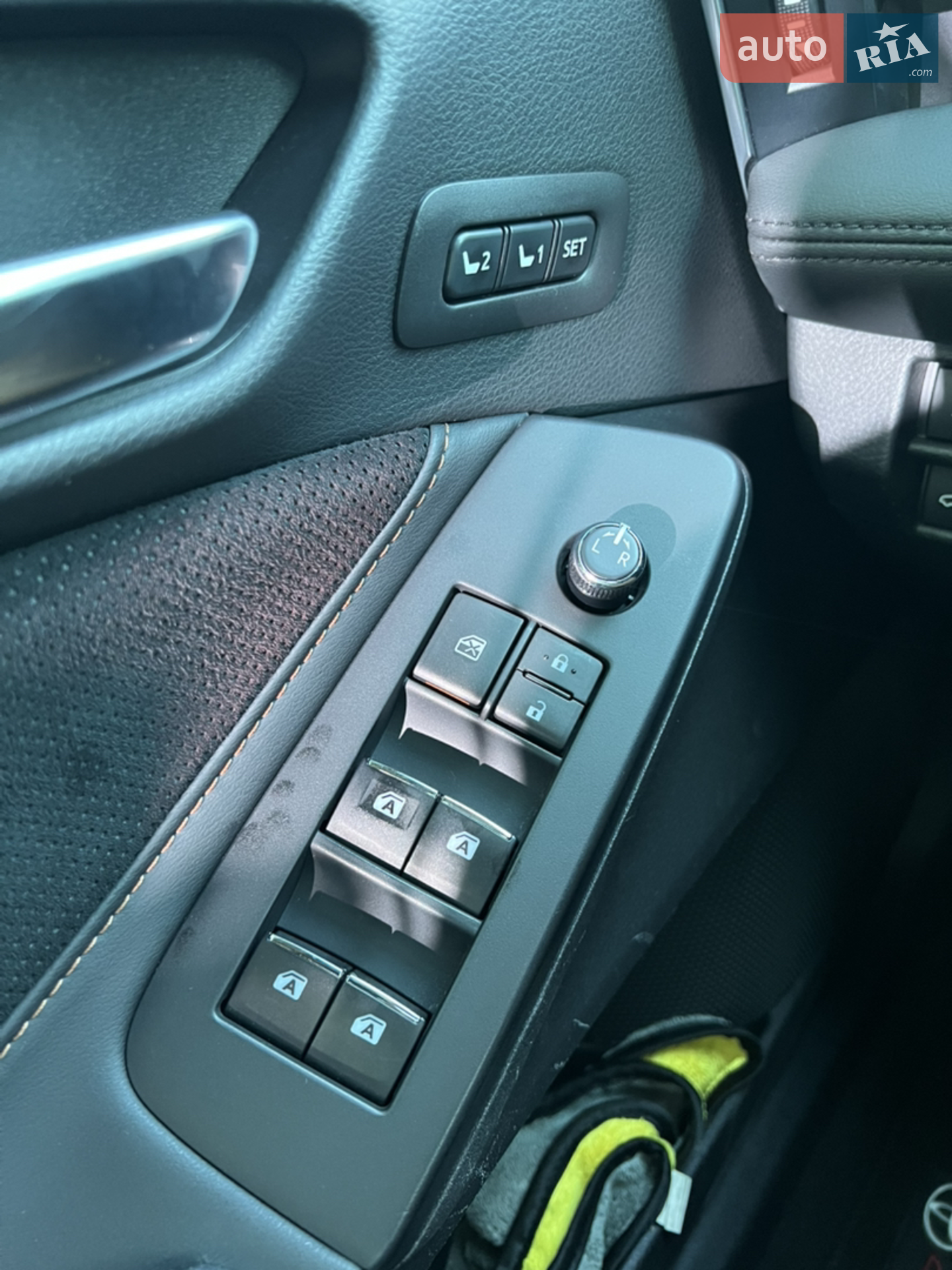 2019 Toyota Avalon - мініатюра 18