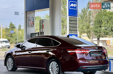 Седан Toyota Avalon 2014 в 
