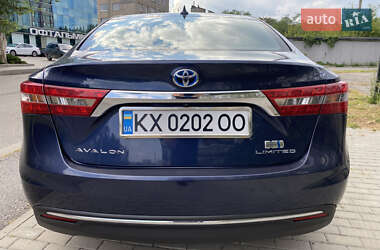 Седан Toyota Avalon 2017 в 