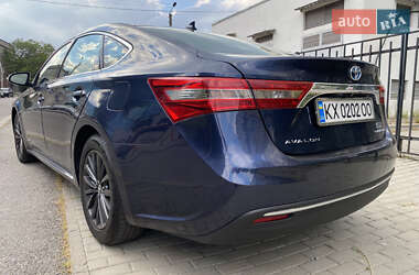 Седан Toyota Avalon 2017 в 