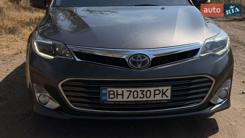 Toyota Avalon 2014