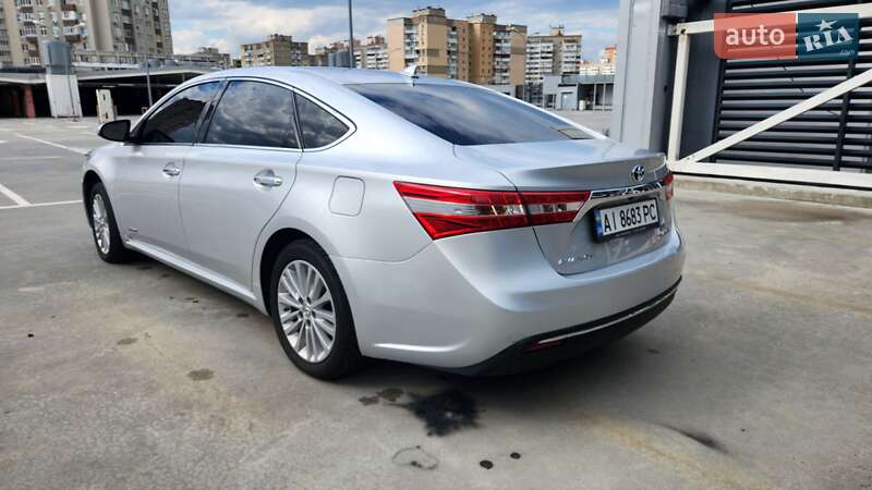 Седан Toyota Avalon 2014 в Києві