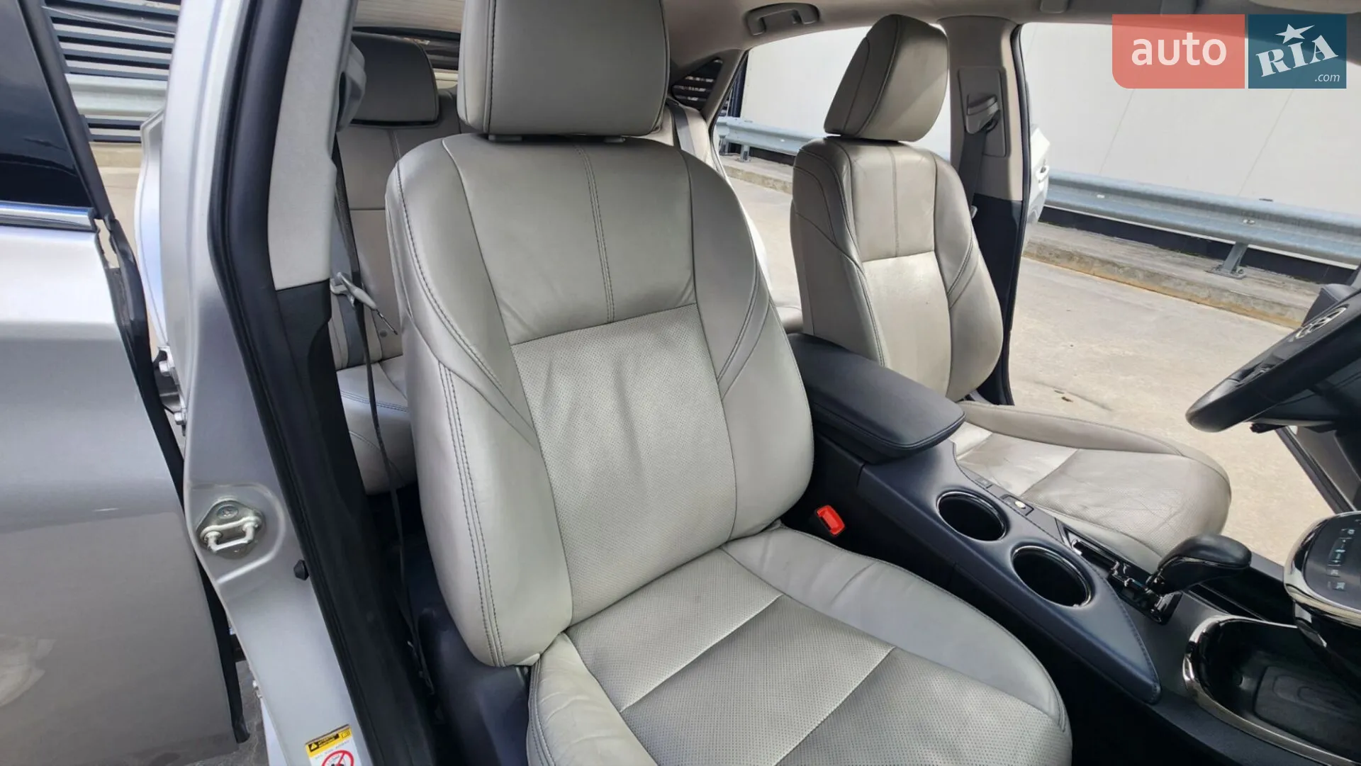 2014 Toyota Avalon - мініатюра 20