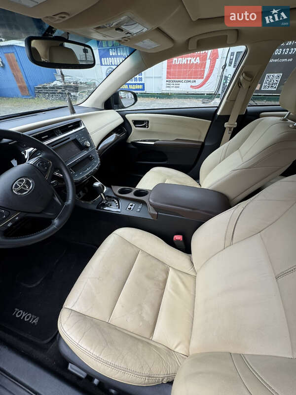 Седан Toyota Avalon 2014 в Броварах