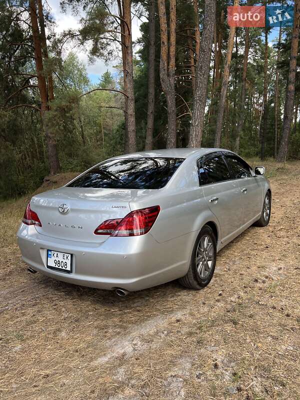 Седан Toyota Avalon 2007 в Києві
