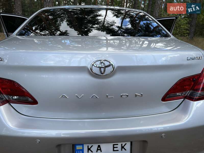 Седан Toyota Avalon 2007 в Києві