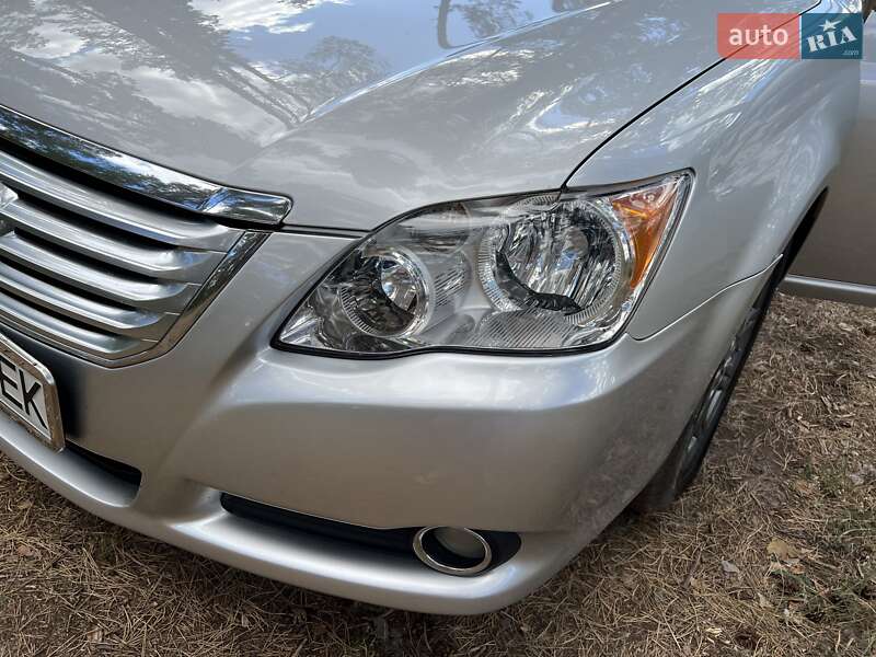 Седан Toyota Avalon 2007 в Києві