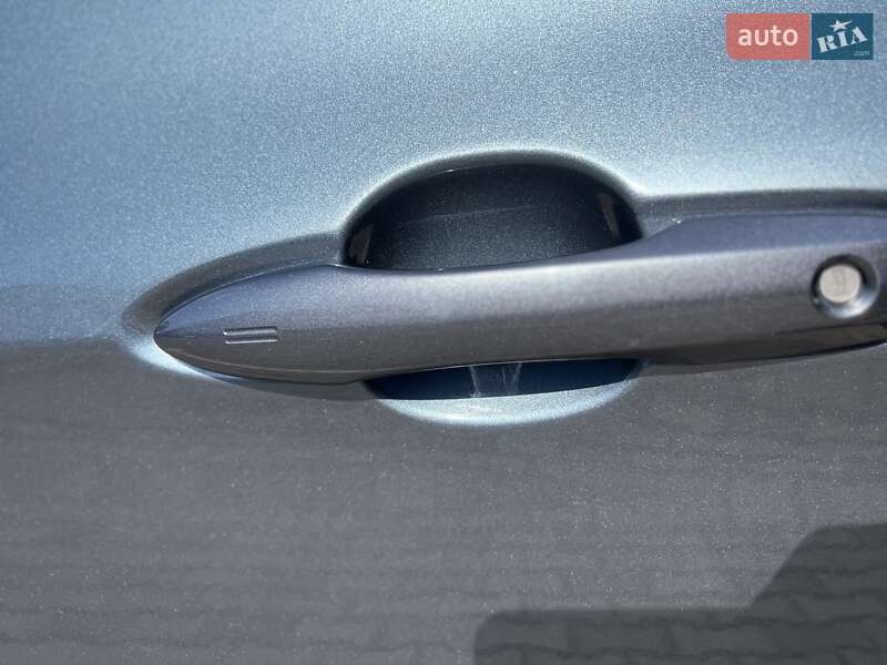 Седан Toyota Avalon 2020 в Одессе