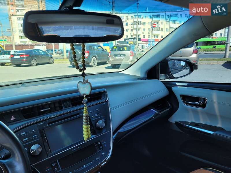 Седан Toyota Avalon 2014 в Харькове