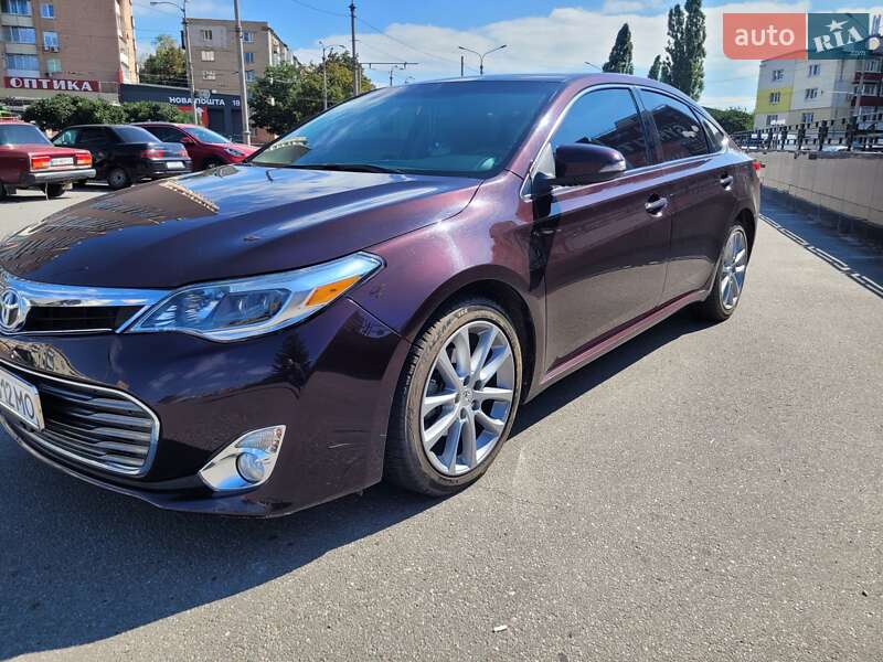 Седан Toyota Avalon 2014 в Харькове