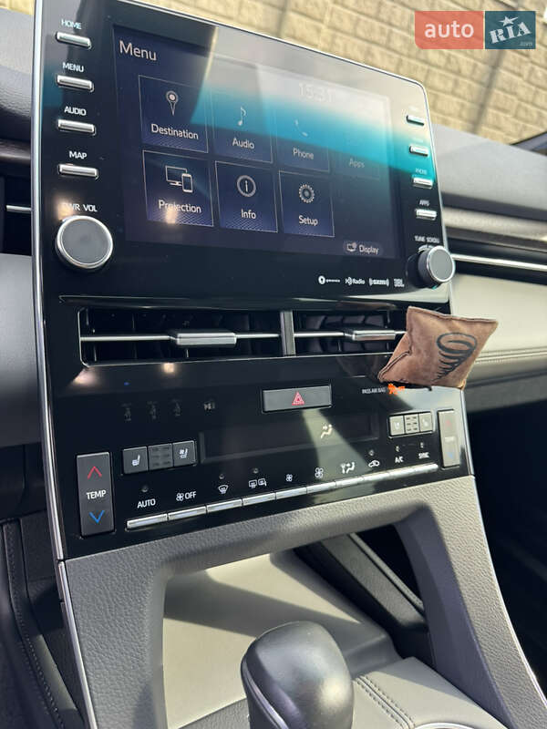 Седан Toyota Avalon 2019 в Черноморске