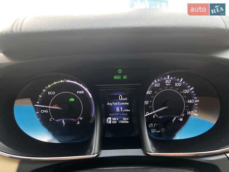 Седан Toyota Avalon 2015 в Львове