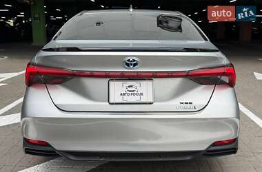 Седан Toyota Avalon 2018 в 