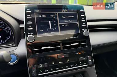 Седан Toyota Avalon 2018 в 