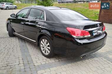 Седан Toyota Avalon 2011 в 