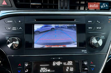 Седан Toyota Avalon 2012 в 