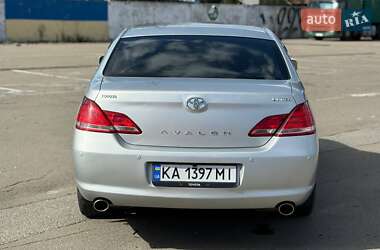 Седан Toyota Avalon 2006 в 
