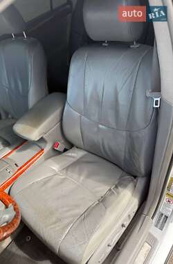 Седан Toyota Avalon 2006 в 