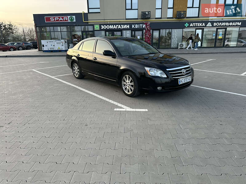 Седан Toyota Avalon 2007 в Луцьку