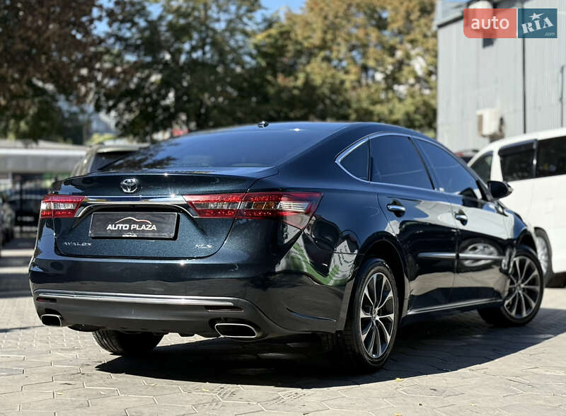Седан Toyota Avalon 2016 в Одесі
