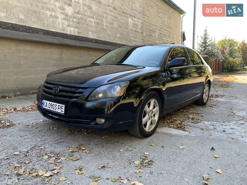Toyota Avalon 2005