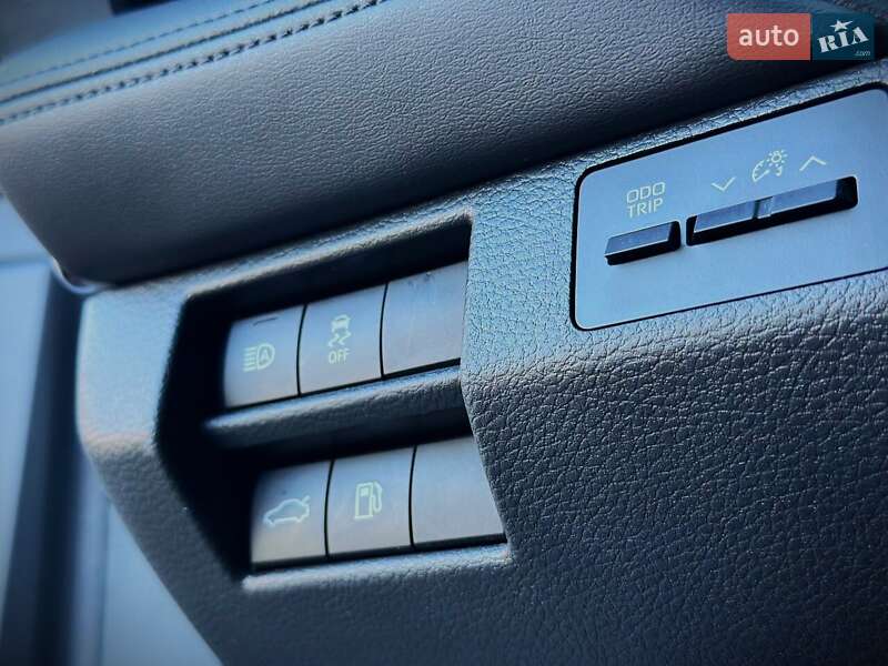 Седан Toyota Avalon 2018 в Киеве