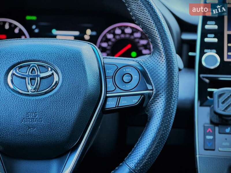 Седан Toyota Avalon 2018 в Киеве