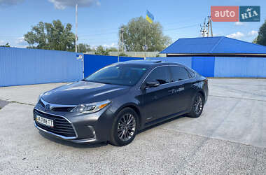 Седан Toyota Avalon 2015 в 