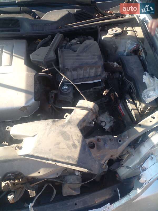 Седан Toyota Avalon 2006 в Киеве