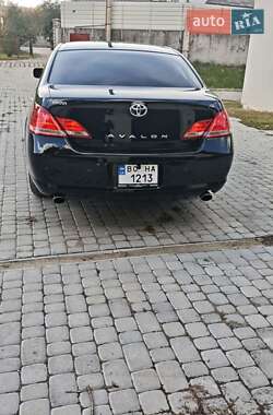 Седан Toyota Avalon 2006 в 