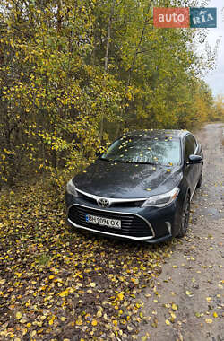 Седан Toyota Avalon 2015 в Житомирі