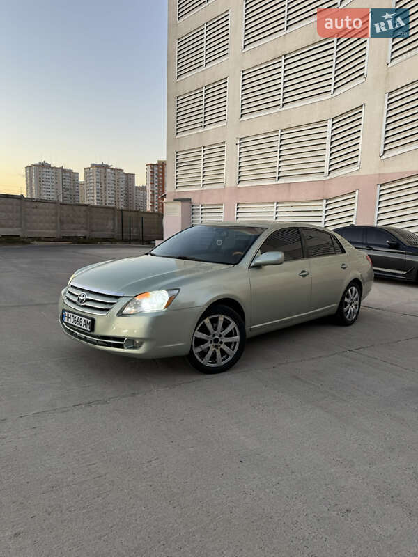 Седан Toyota Avalon 2006 в Одессе