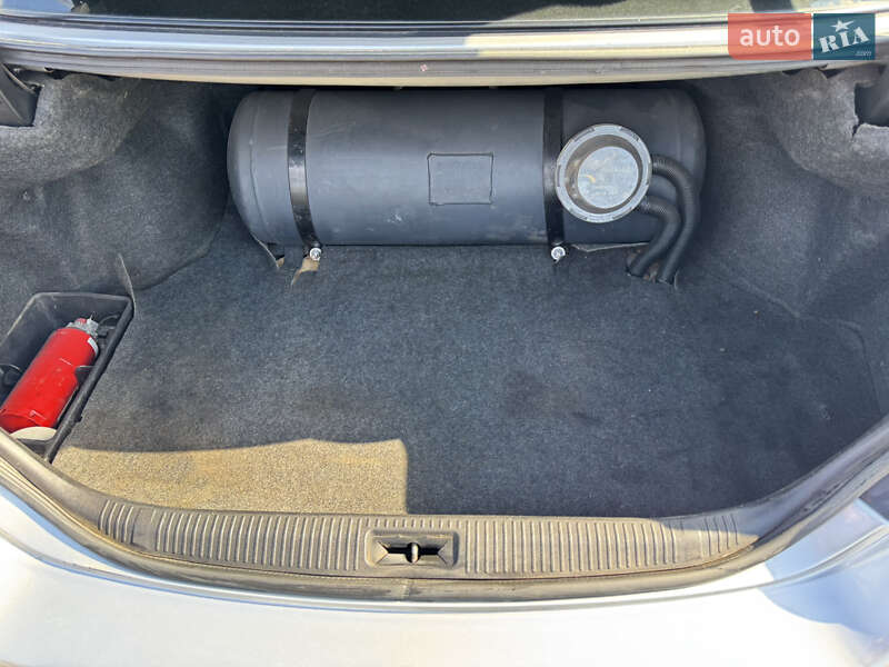 Седан Toyota Avalon 2008 в Сумах