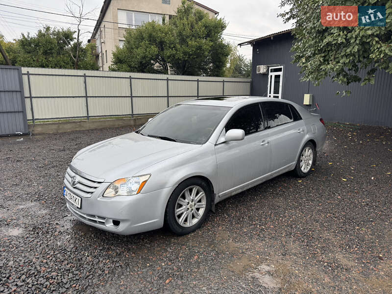 Седан Toyota Avalon 2006 в 