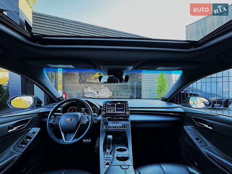 Седан Toyota Avalon 2018 в Киеве фото 33 Седан Toyota Avalon 2018 в Киеве