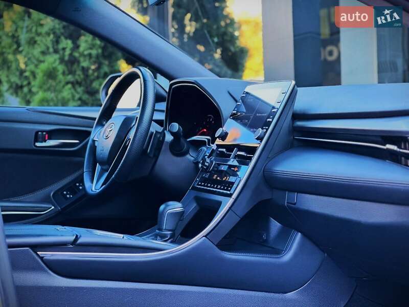 Седан Toyota Avalon 2018 в Киеве фото 35 Седан Toyota Avalon 2018 в Киеве