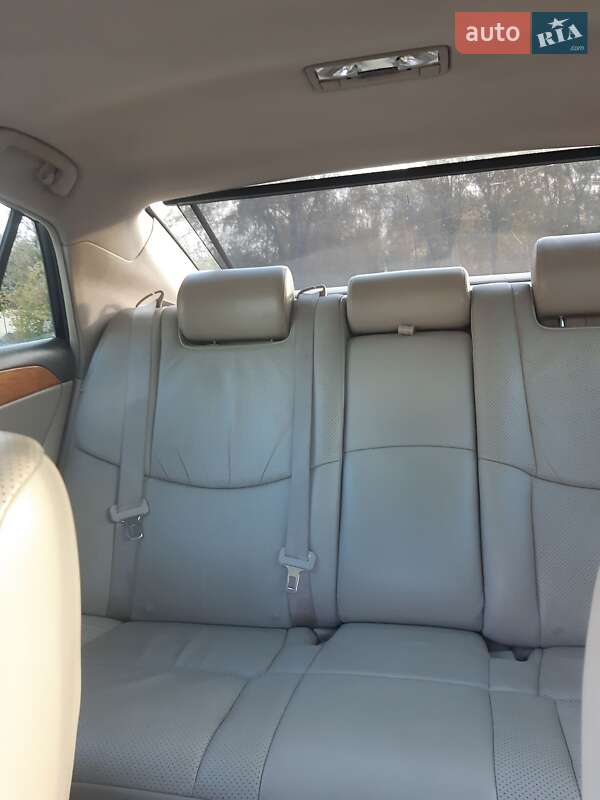 Седан Toyota Avalon 2006 в Дніпрі