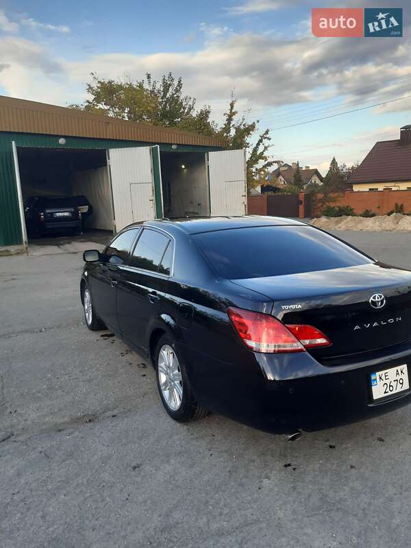 Седан Toyota Avalon 2006 в Дніпрі