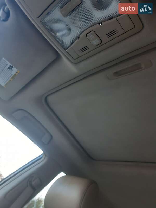 Седан Toyota Avalon 2006 в Дніпрі