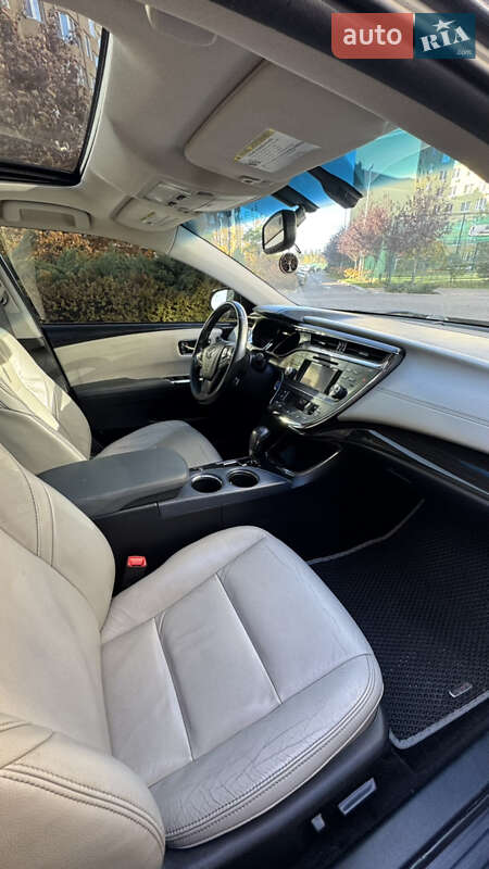 Седан Toyota Avalon 2013 в Киеве фото 23 Седан Toyota Avalon 2013 в Киеве